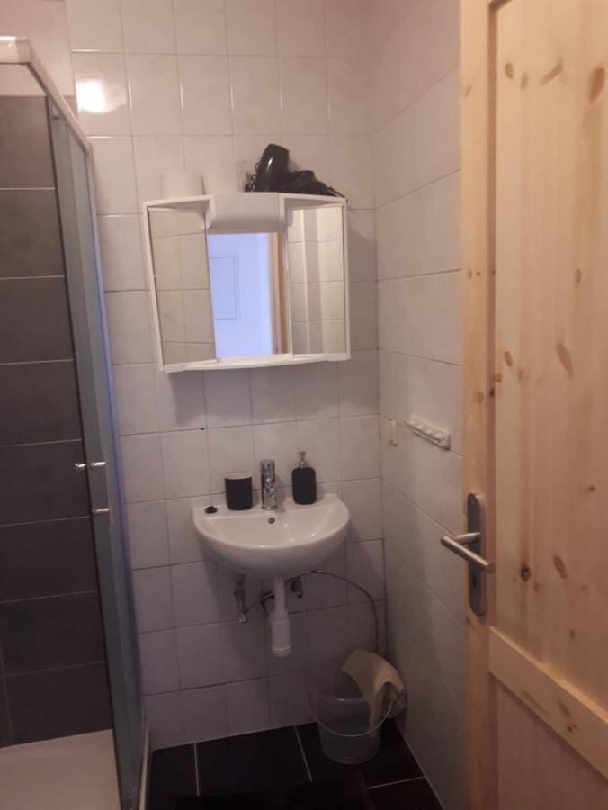 Apartmany Lend Buitenkant foto